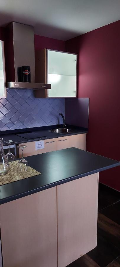 Apartamentos Ebro 레이노사 외부 사진