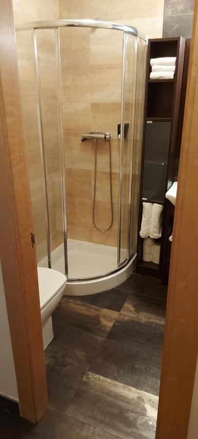 Apartamentos Ebro 레이노사 외부 사진