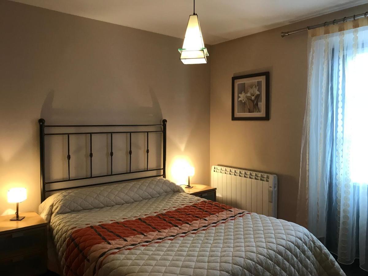 Apartamentos Ebro 레이노사 외부 사진