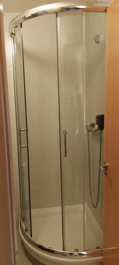 Apartamentos Ebro 레이노사 외부 사진