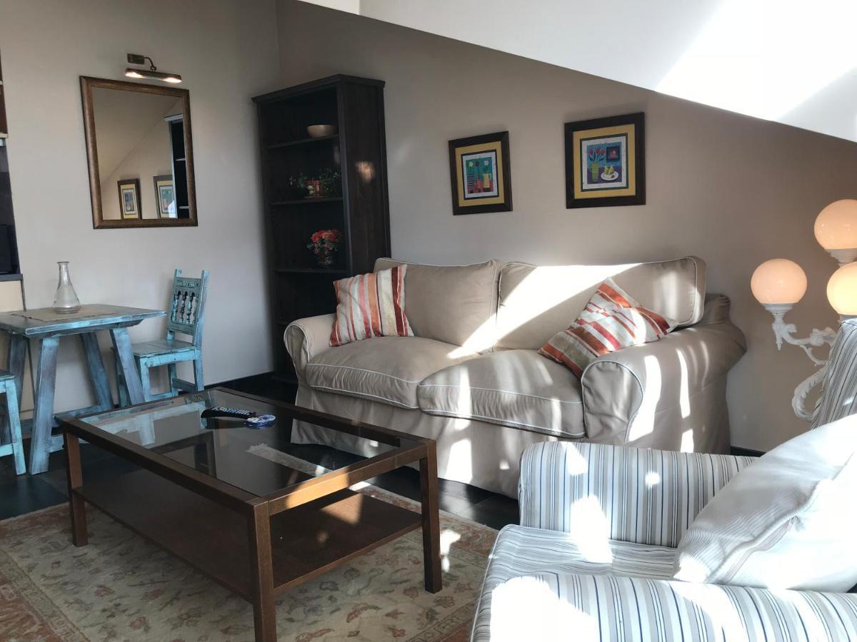 Apartamentos Ebro 레이노사 외부 사진