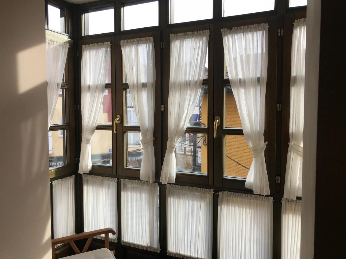 Apartamentos Ebro 레이노사 외부 사진